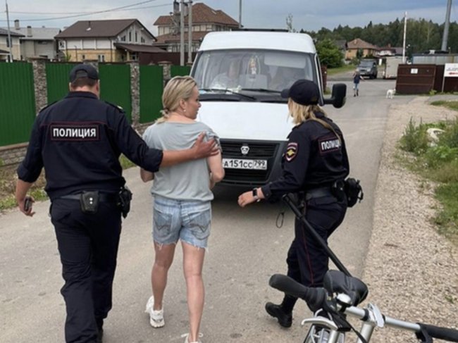 Марина Овсянникова задержана полицией