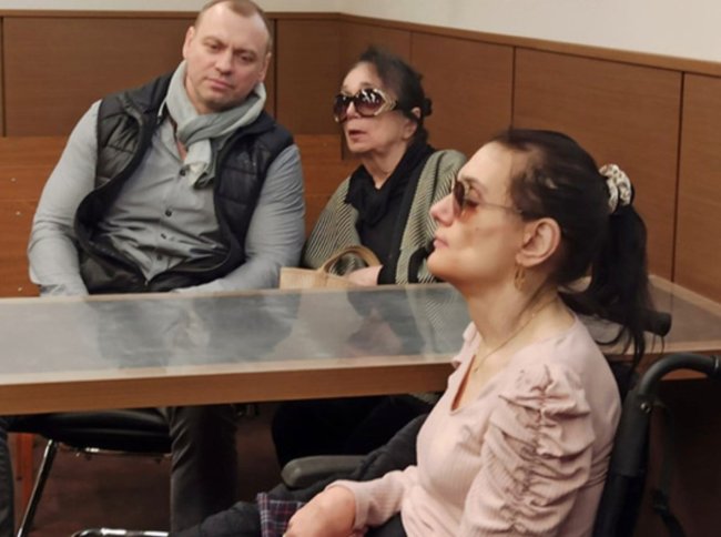 Вдову и дочь актёра Баталова обвинили в подтасовках документов