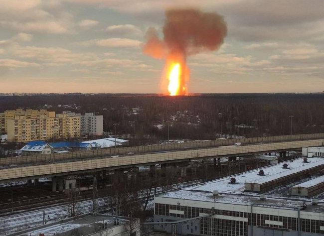 Губернатор Ленинградской области сообщил о пожаре после взрыва на газопроводе