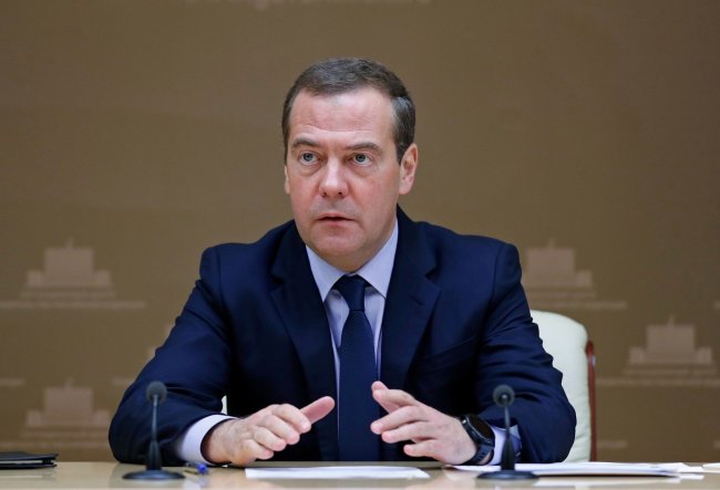 Медведев: Атака Украины на Крым станет нападением на Россию