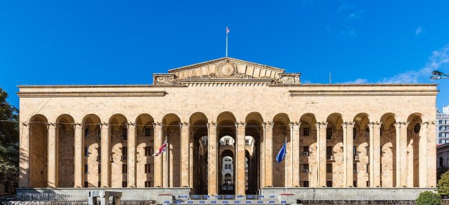 В Грузии утвердили новый парламент