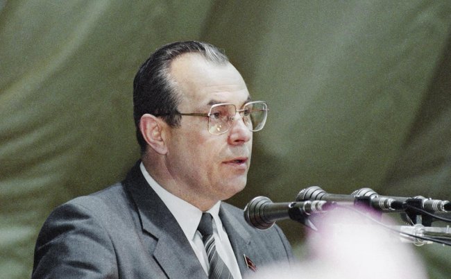 Умер директор первого в СССР автомобилестроительного завода ЗИЛ Валерий Сайкин